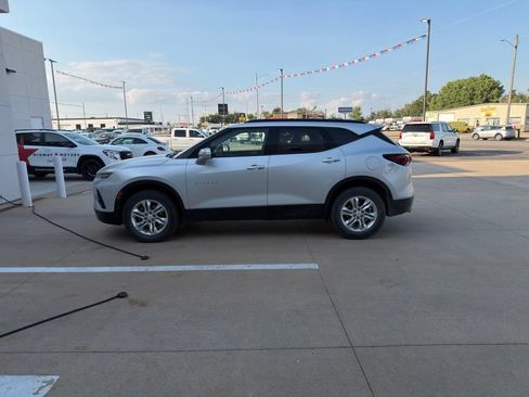 Used 2021 Chevrolet Blazer LT FWD image 6