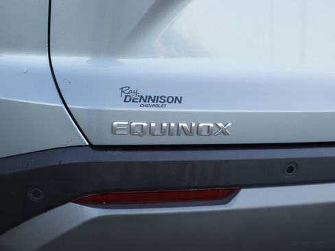 Used 2025 Chevrolet Equinox LT image 32