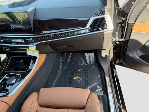 New 2026 BMW X5 sDrive40i w/ M Sport Package image 18