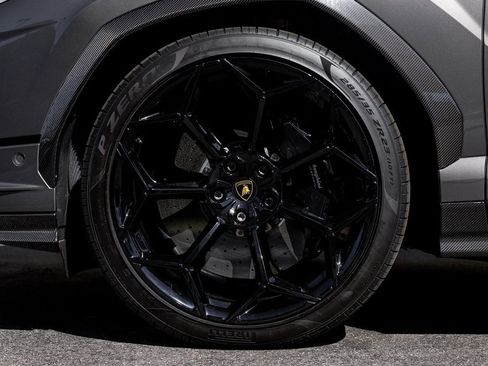Used 2024 Lamborghini Urus Performante image 14