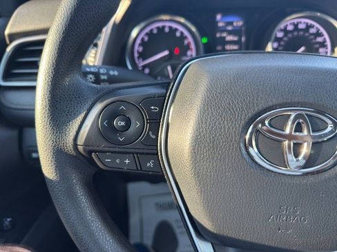 Used 2020 Toyota Camry LE image 18