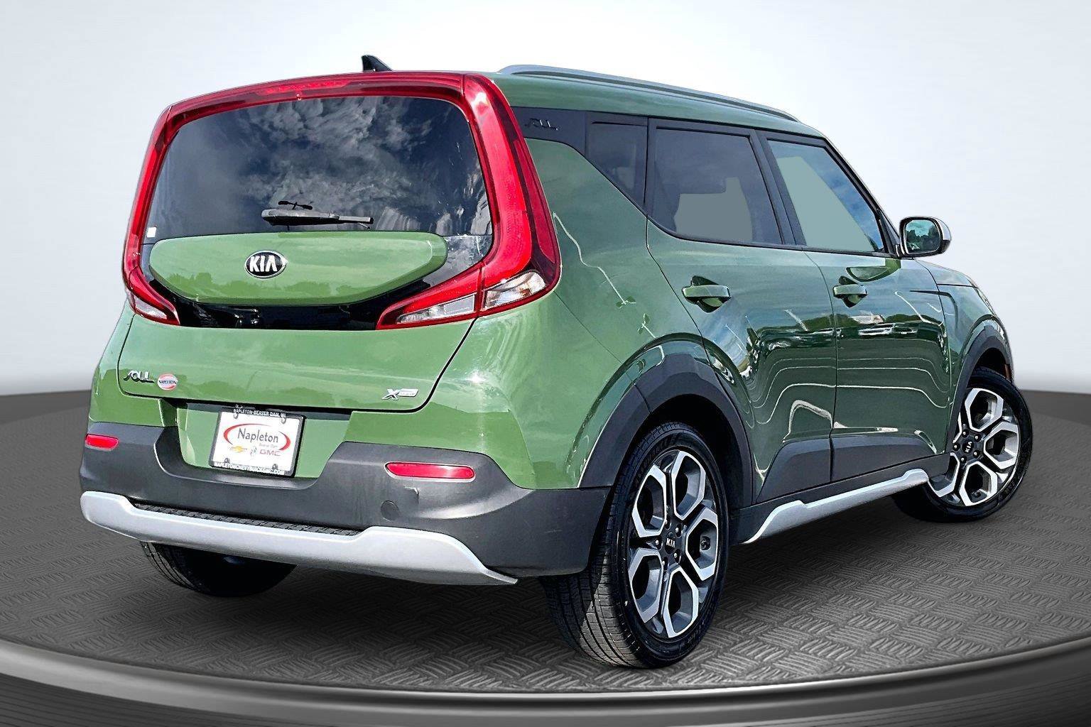 Used 2020 Kia Soul X-Line FWD image 2