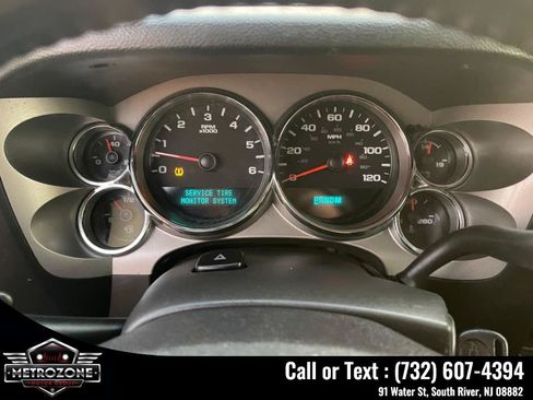 Used 2011 Chevrolet Silverado 1500 LT w/ Texas Edition RWD image 25