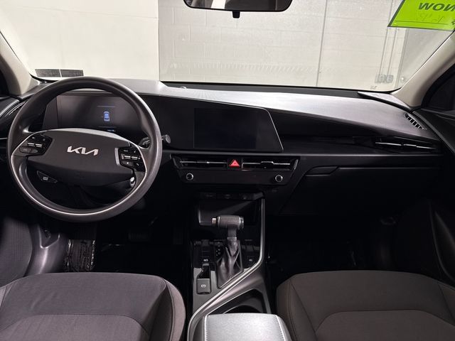 Used 2023 Kia Niro LX FWD image 49