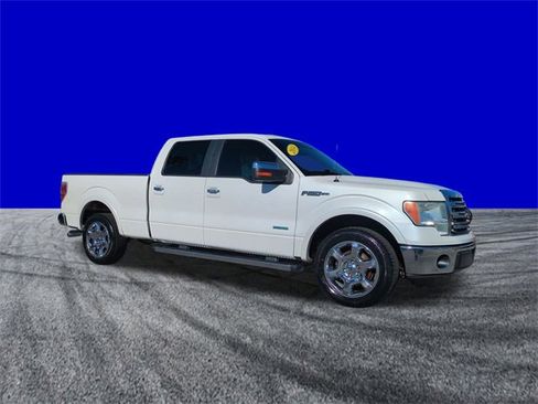 Used 2014 Ford F150 Lariat w/ Lariat Chrome Package image 2