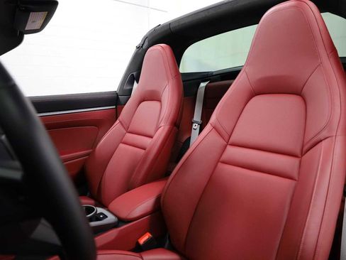 Certified 2024 Porsche 911 Targa 4S image 5