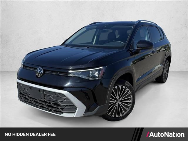 Used 2025 Volkswagen Taos SE FWD image 1