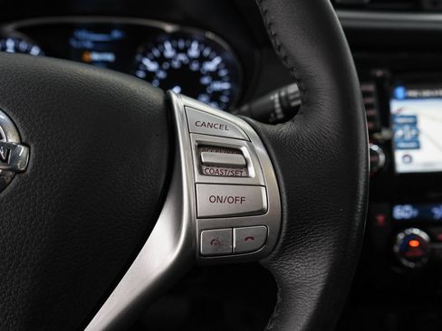 Used 2015 Nissan Rogue SL w/ SL Premium Package AWD/4WD image 28