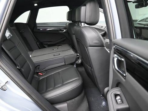 New 2026 Porsche Macan AWD/4WD image 22