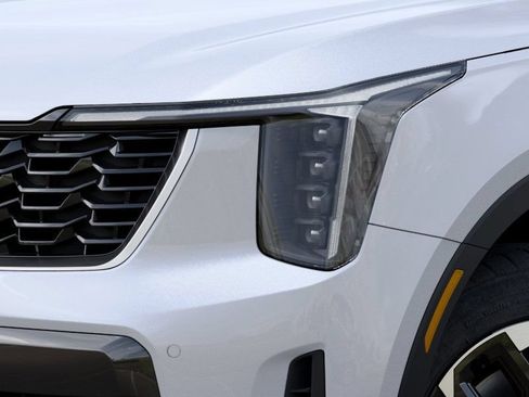 Certified 2026 Kia Sorento S AWD/4WD image 10