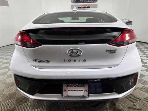 Used 2019 Hyundai Ioniq Blue image 4