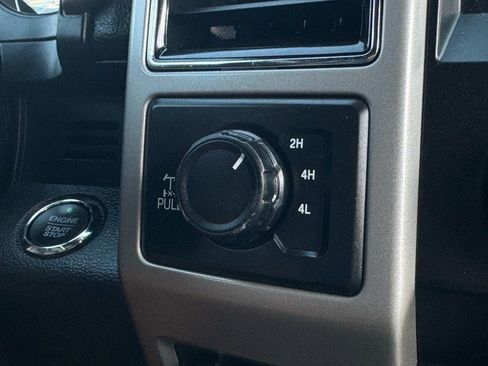 Used 2019 Ford F250 Lariat w/ Lariat Ultimate Package image 34