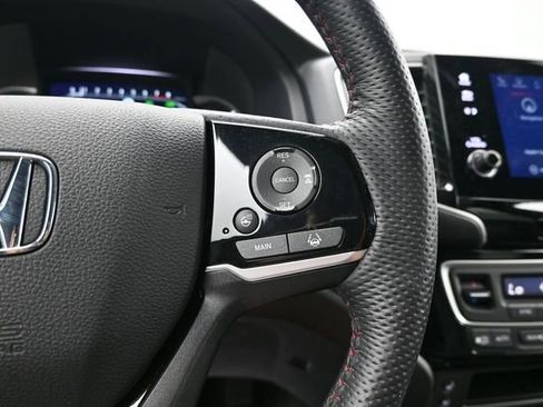 Used 2024 Honda Passport Black Edition image 24
