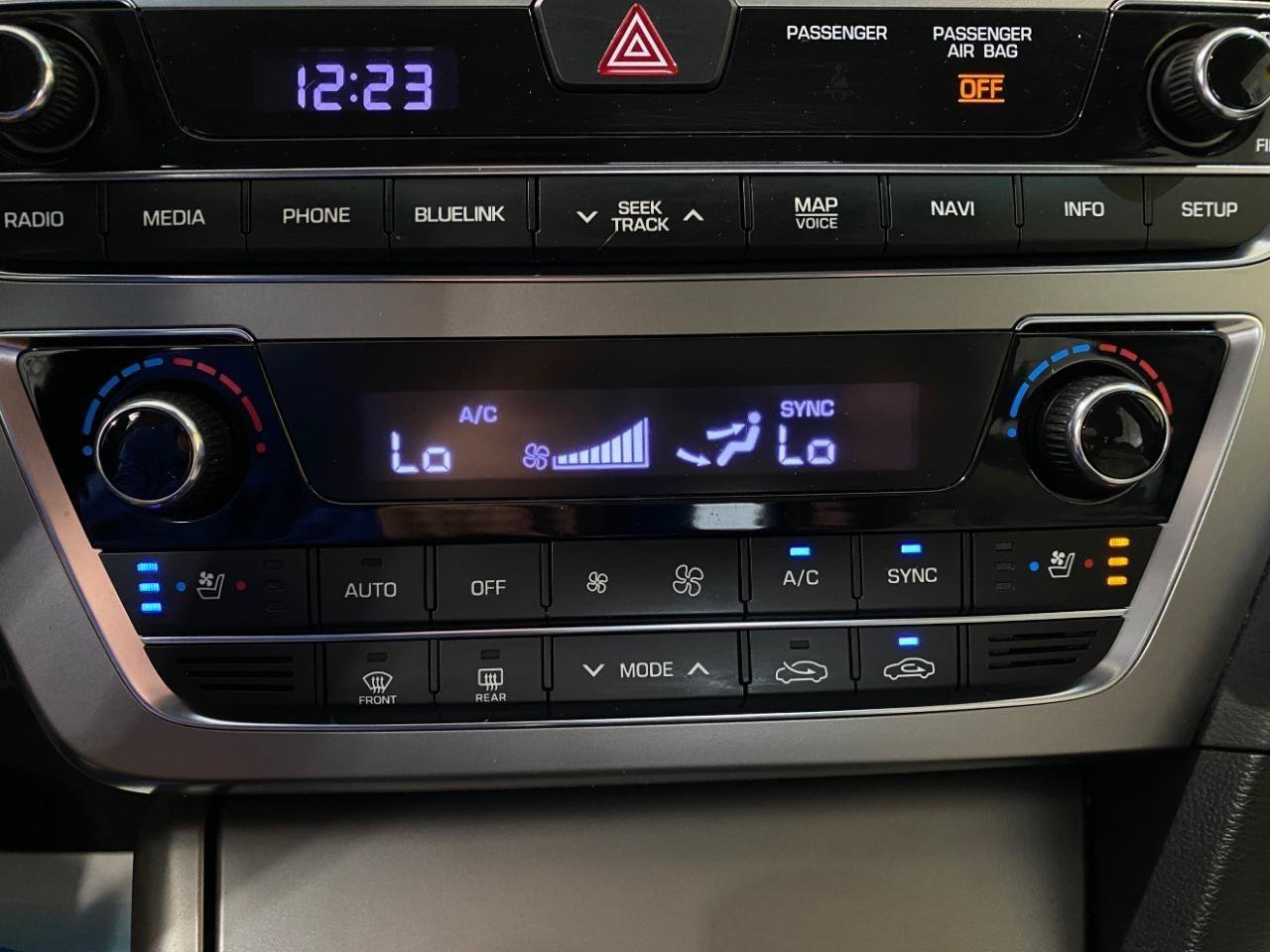 Used 2017 Hyundai Sonata Limited w/ Ultimate Package 04 FWD image 18