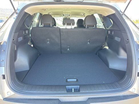 New 2026 Hyundai Tucson Blue SE image 19