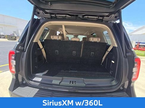 Used 2024 Ford Expedition Limited RWD image 6