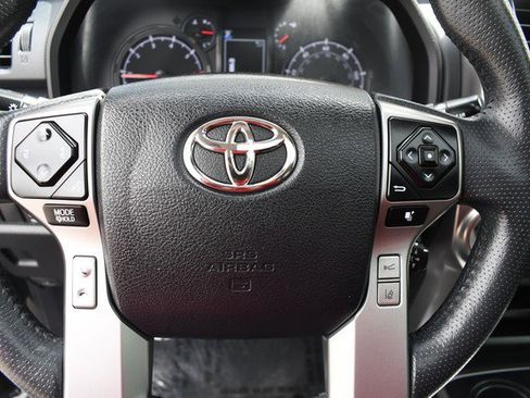 Certified 2021 Toyota 4Runner SR5 Premium w/ Moonroof Package AWD/4WD image 31