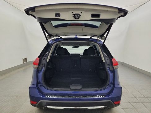 Used 2020 Nissan Rogue SV AWD/4WD image 29