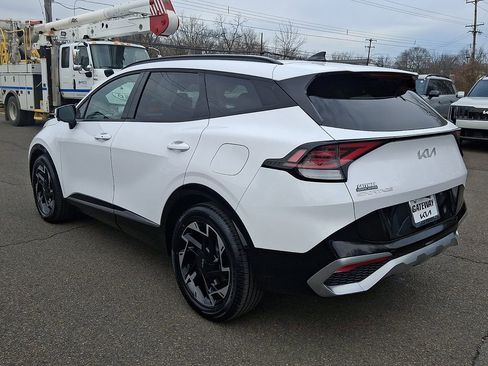 Used 2023 Kia Sportage SX image 5