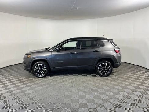 Used 2023 Jeep Compass Limited AWD/4WD image 4