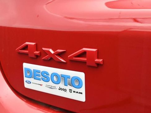 New 2024 Jeep Compass Limited image 13