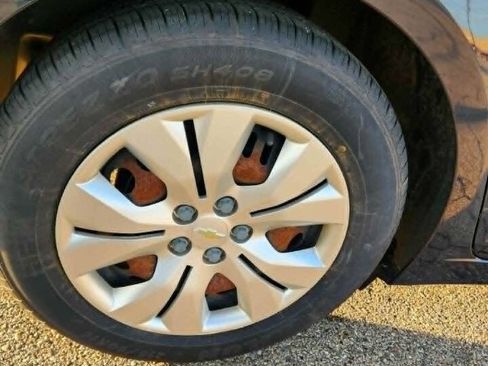 Used 2016 Chevrolet Cruze LS image 28