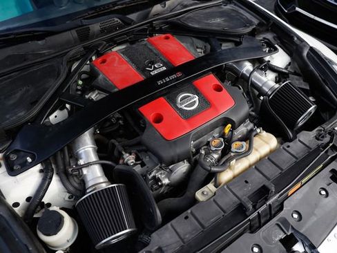 Used 2020 Nissan 370Z NISMO image 47