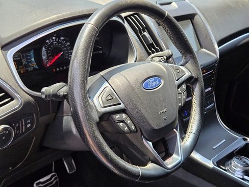 Used 2019 Ford Edge ST w/ Equipment Group 401A AWD/4WD image 19