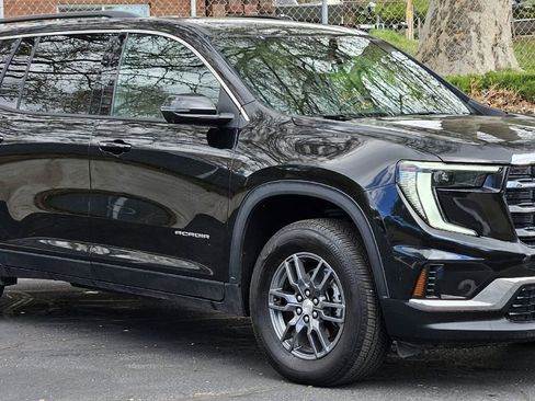 Used 2025 GMC Acadia Elevation AWD/4WD image 7