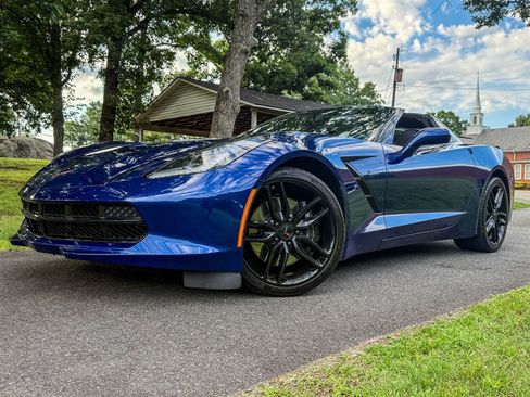 Used 2017 Chevrolet Corvette Stingray Coupe w/ Carbon Flash Badge Package RWD image 7