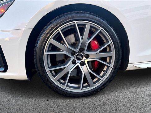 Used 2022 Audi S4 Premium Plus w/ Premium Plus Package image 34