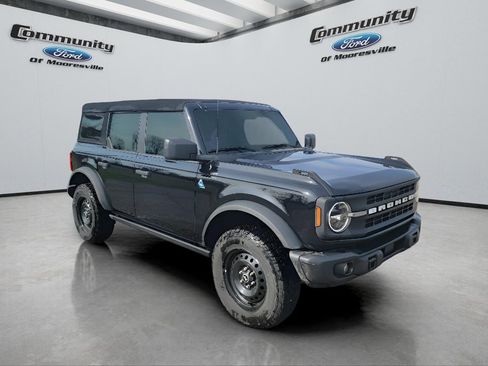 Used 2023 Ford Bronco Black Diamond AWD/4WD image 3