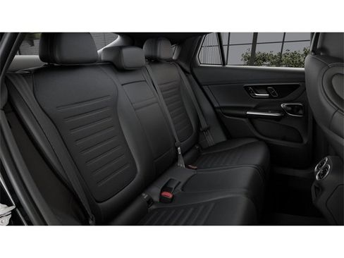 New 2026 Mercedes-Benz GLC 300 4MATIC image 5