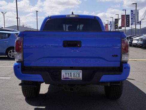 Used 2021 Toyota Tacoma TRD Off-Road w/ TRD Premium Off Road Package image 5