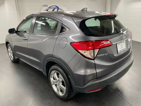 Certified 2022 Honda HR-V LX image 5
