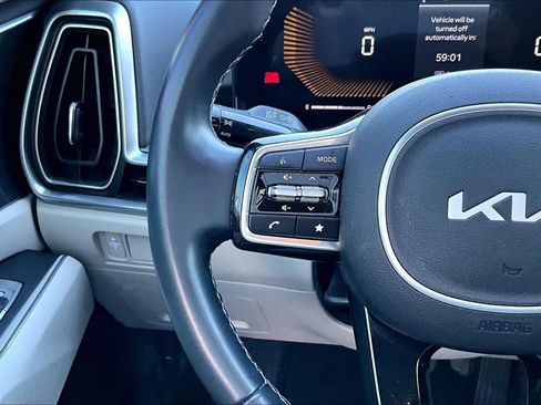 Certified 2025 Kia Sorento S image 21