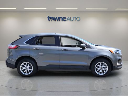 Used 2024 Ford Edge SEL w/ Convenience Package AWD/4WD image 6