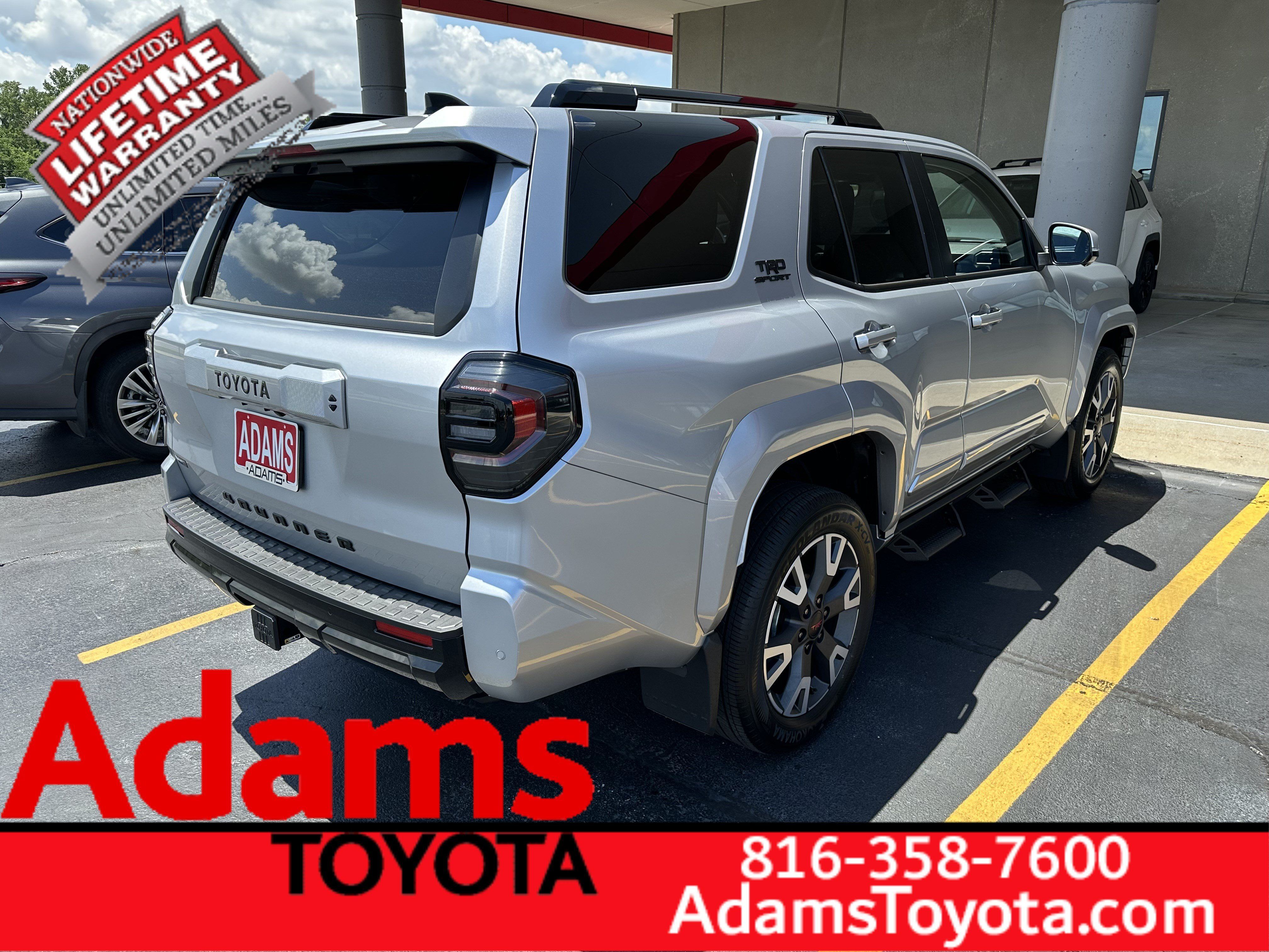 Used 2026 Toyota 4Runner TRD Sport Premium AWD/4WD image 2