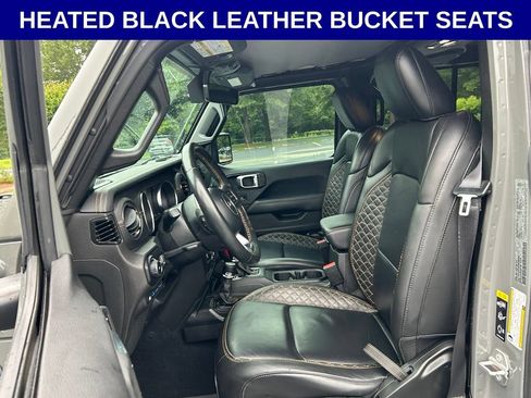 Used 2023 Jeep Wrangler Unlimited Sahara AWD/4WD image 5