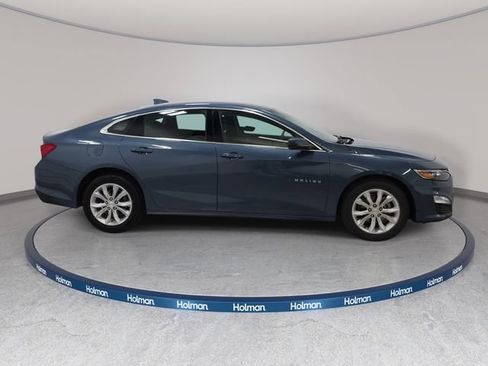 Used 2025 Chevrolet Malibu LT FWD image 5