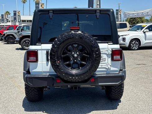 Used 2024 Jeep Wrangler Unlimited Sport AWD/4WD image 5