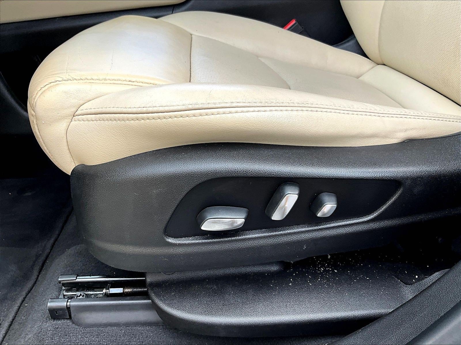 Used 2018 Cadillac XT5 Luxury FWD image 38