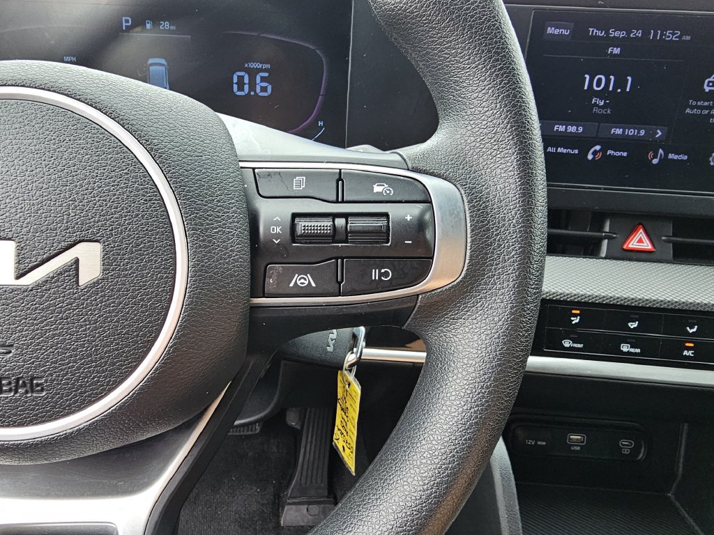 Used 2023 Kia Sportage LX FWD image 23
