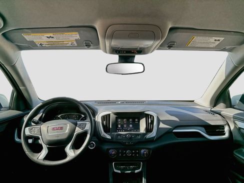 Used 2024 GMC Terrain SLE w/ Driver Convenience Package FWD image 19