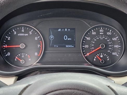 Used 2019 Kia Sportage LX image 11