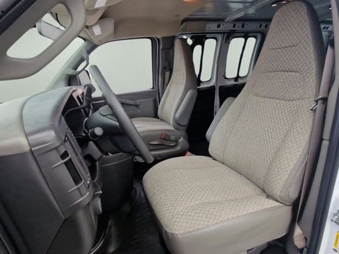 New 2025 GMC Savana 2500 w/ Driver Convenience Package image 12