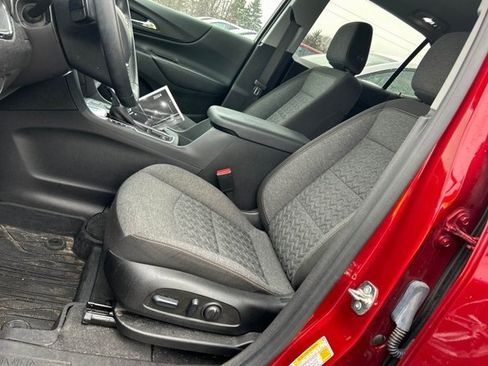 Used 2024 Chevrolet Equinox LT w/ LPO, Floor Liner Package image 6