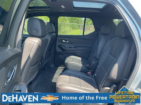 Used 2023 Chevrolet Traverse RS w/ LPO, Floor Liner Package AWD/4WD image 27