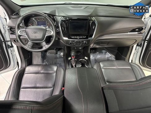 Used 2023 Chevrolet Traverse RS w/ LPO, Cargo Package image 16