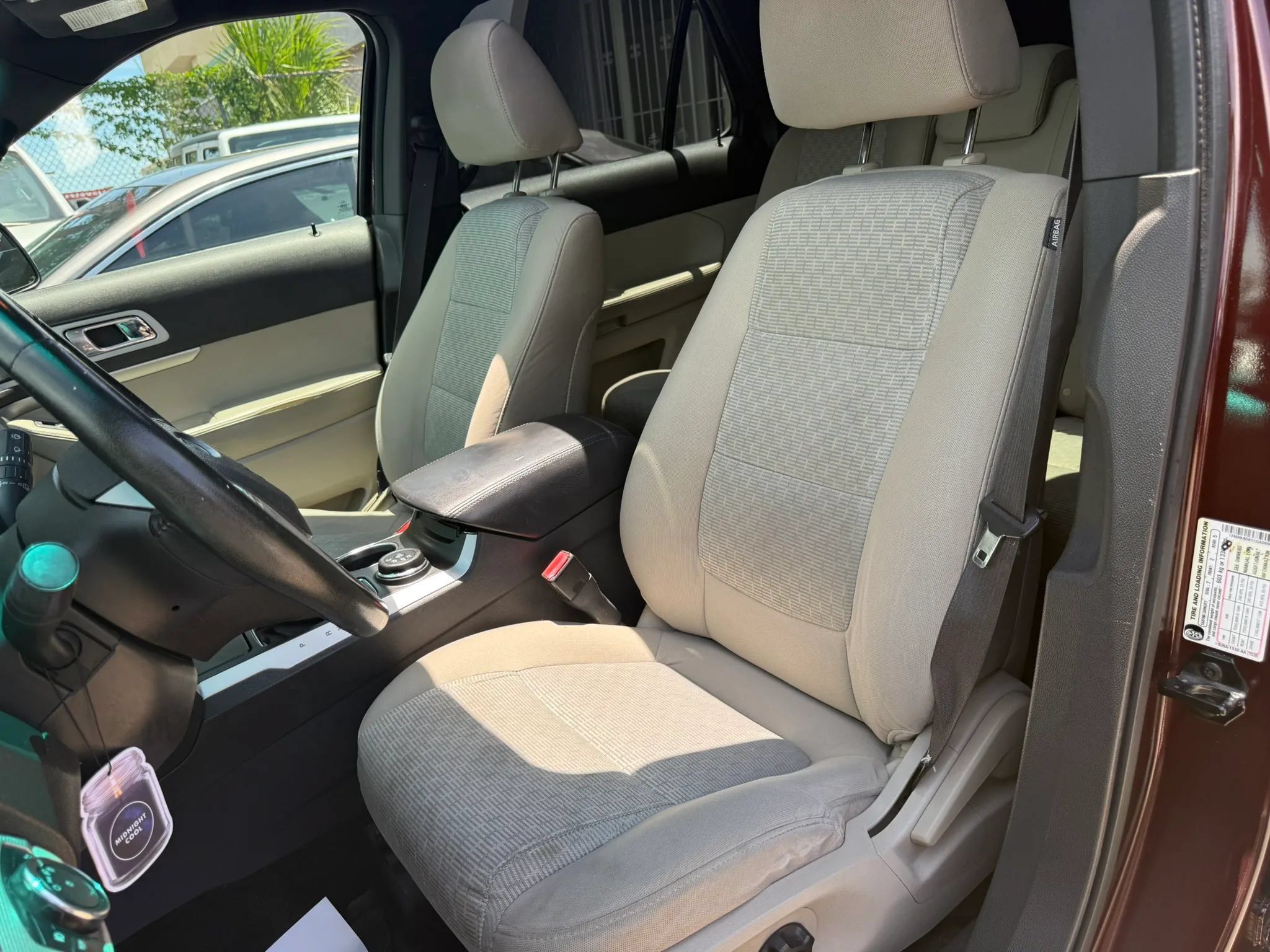 Used 2012 Ford Explorer XLT AWD/4WD image 12